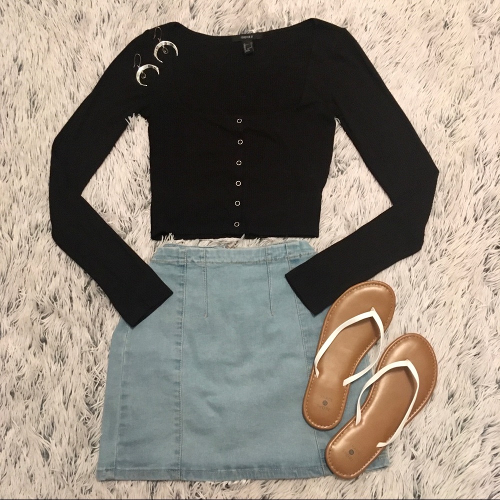 🦋 Ribbed Square Neck/ Faux Button Up Long Sleeve✨